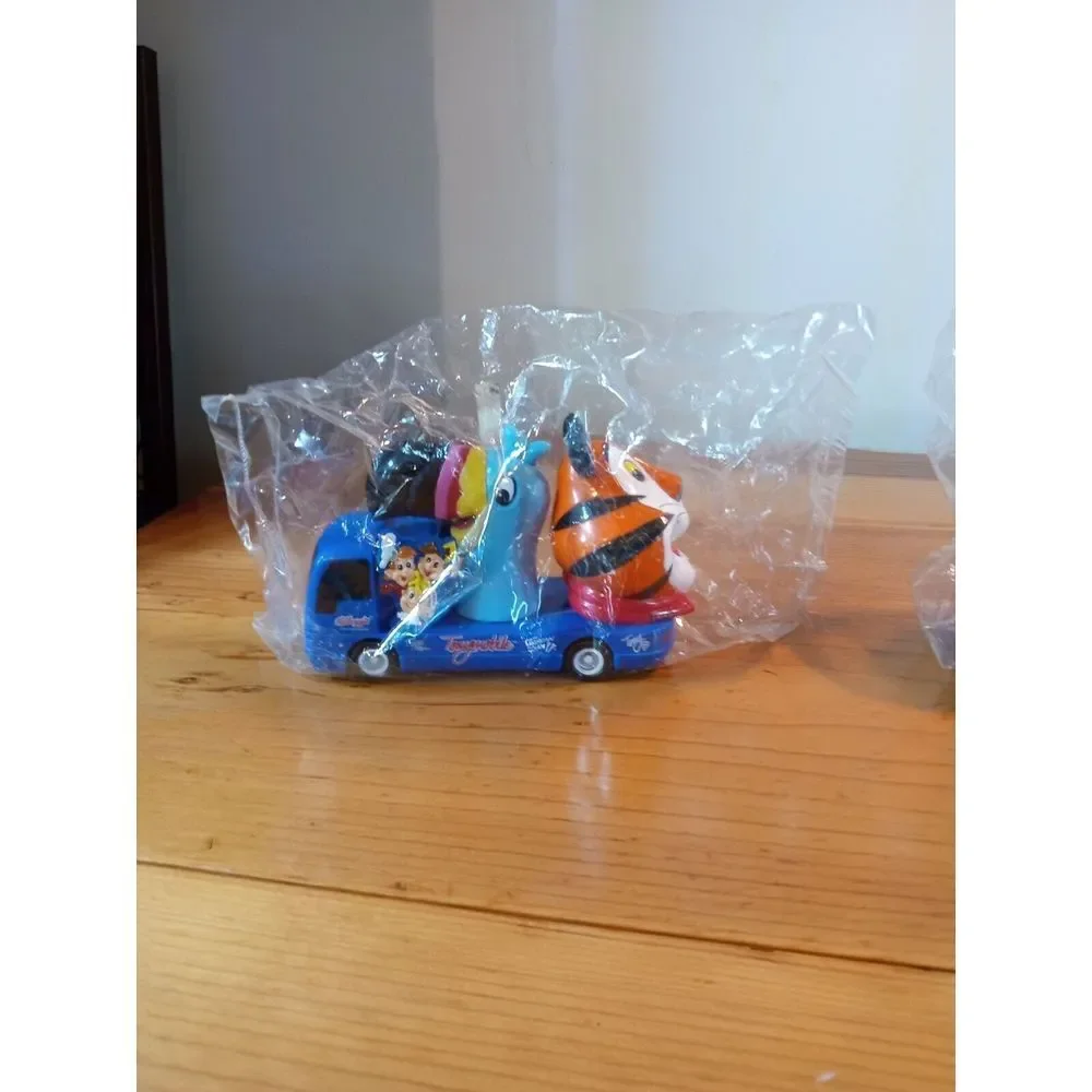 2- Tony The Tiger Kellogg's Tonymobile Unopened Package Tony Tucan Sam Dig 'Em👍